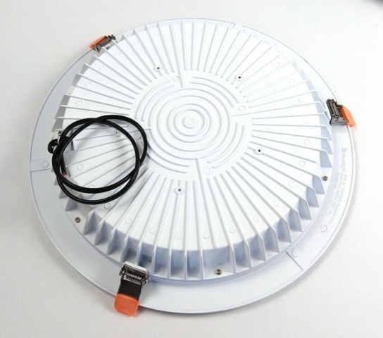 24 Watt Recessed Round Light Kit_Back